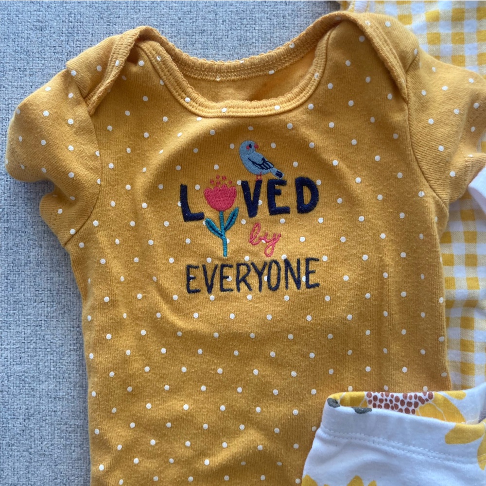 3M Yellow Gingham, Bee, Bird and Pants Onesies Bundle - Picture 5 of 5
